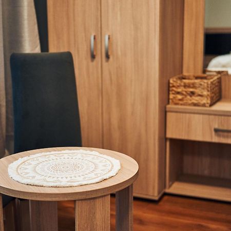 Hotel Lilia Wloszczowa ภายนอก รูปภาพ